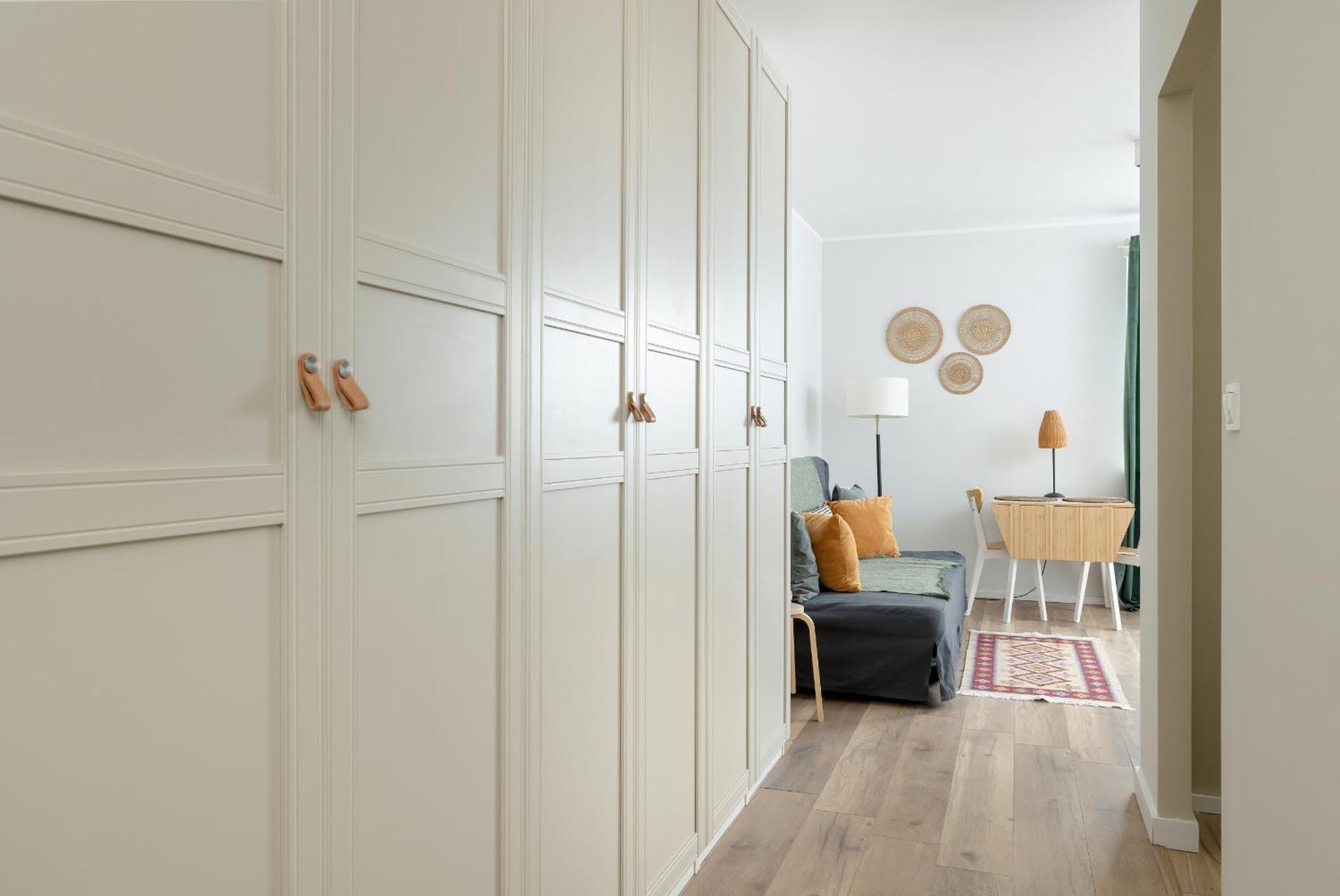Tysiaclecia Studio Apartament Z Balkonem I Darmowym Parkingiem By Noclegi Renters Катовіце Екстер'єр фото