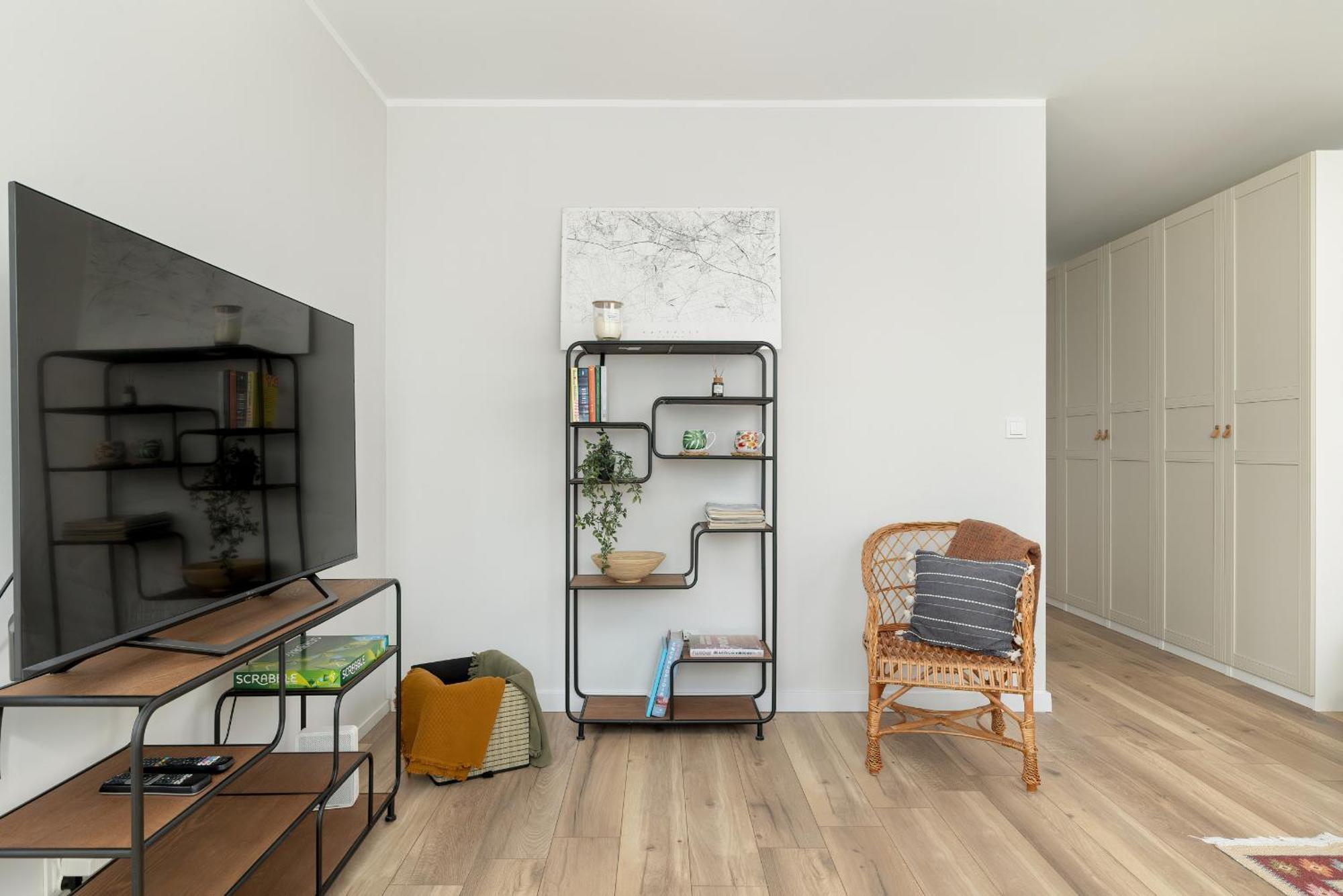 Tysiaclecia Studio Apartament Z Balkonem I Darmowym Parkingiem By Noclegi Renters Катовіце Екстер'єр фото