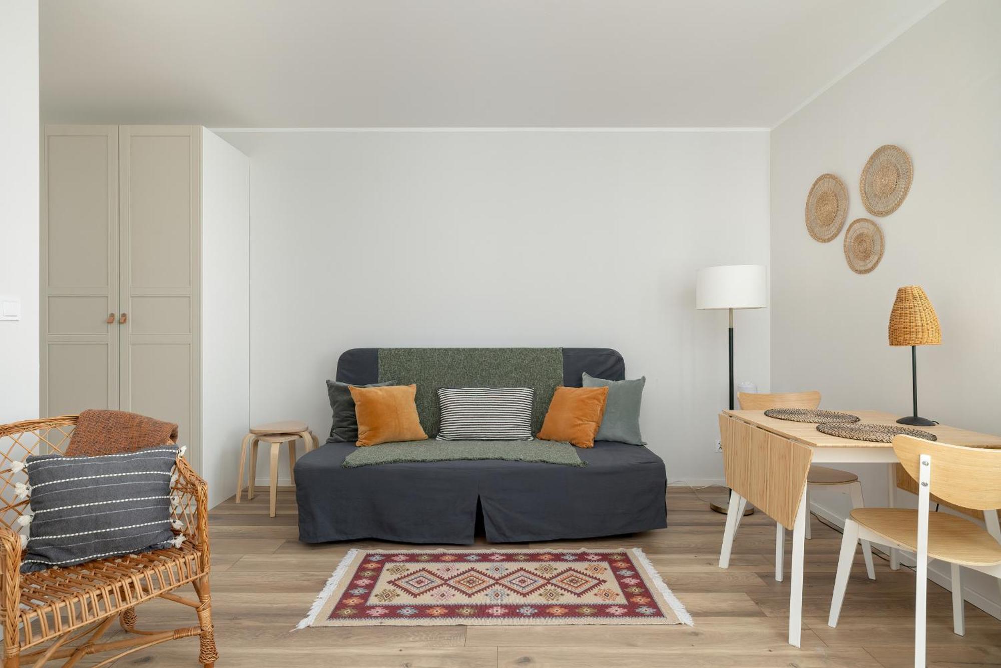 Tysiaclecia Studio Apartament Z Balkonem I Darmowym Parkingiem By Noclegi Renters Катовіце Екстер'єр фото
